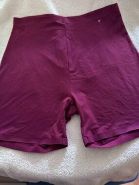 NWT Victoria's Secret FeatherSoft Shaping Shorts Plum Dusk S
